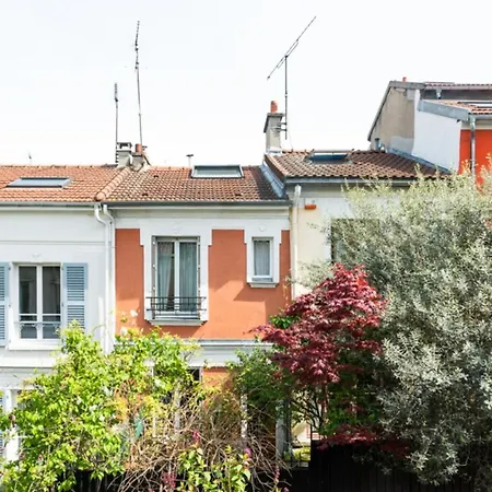 Harmonious 100 M With Garden Near The Park! Apartment